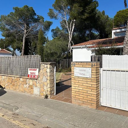 タラゴナ Casa Osona Con Jardin Cerca De La Playaヴィラ エクステリア 写真